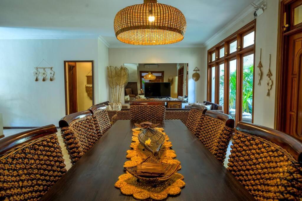Marie - Kuta - 6 Bedroom 4 Bathroom - Great Location ! Villa Kuta (Bali)
