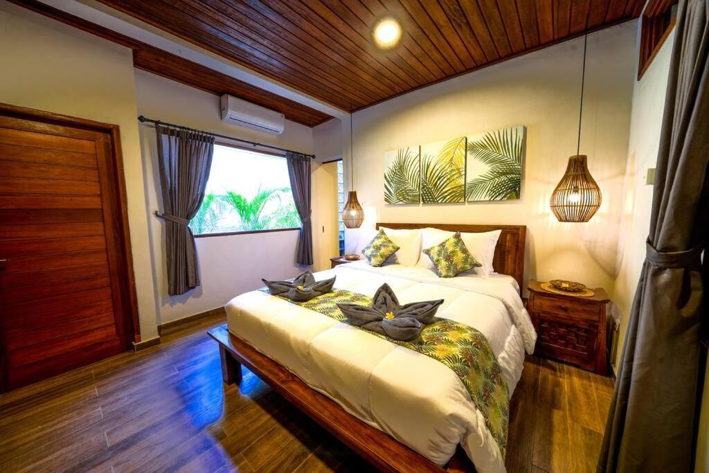 Villa Marie - Kuta - 6 Bedroom 4 Bathroom - Great Location ! Kuta (Bali)
