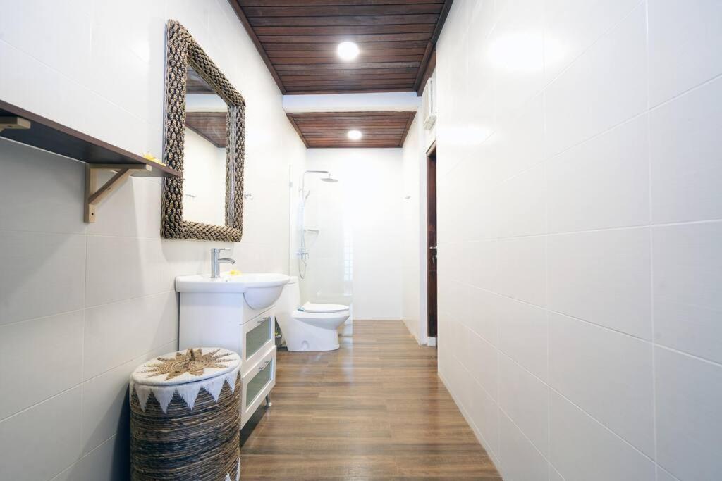 Marie - Kuta - 6 Bedroom 4 Bathroom - Great Location ! Kuta (Bali)